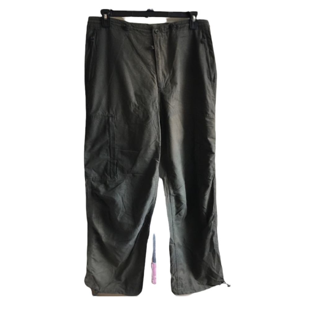 GAP Cotton Travel Khakis. 32 x34